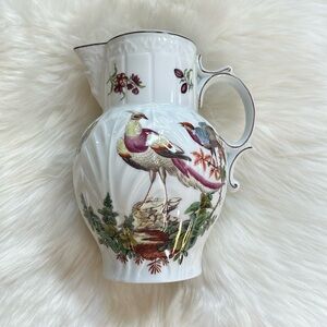 Williamsburg Mottahedeh pitcher